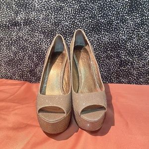 ALDO Platform Glitter Heels Like New